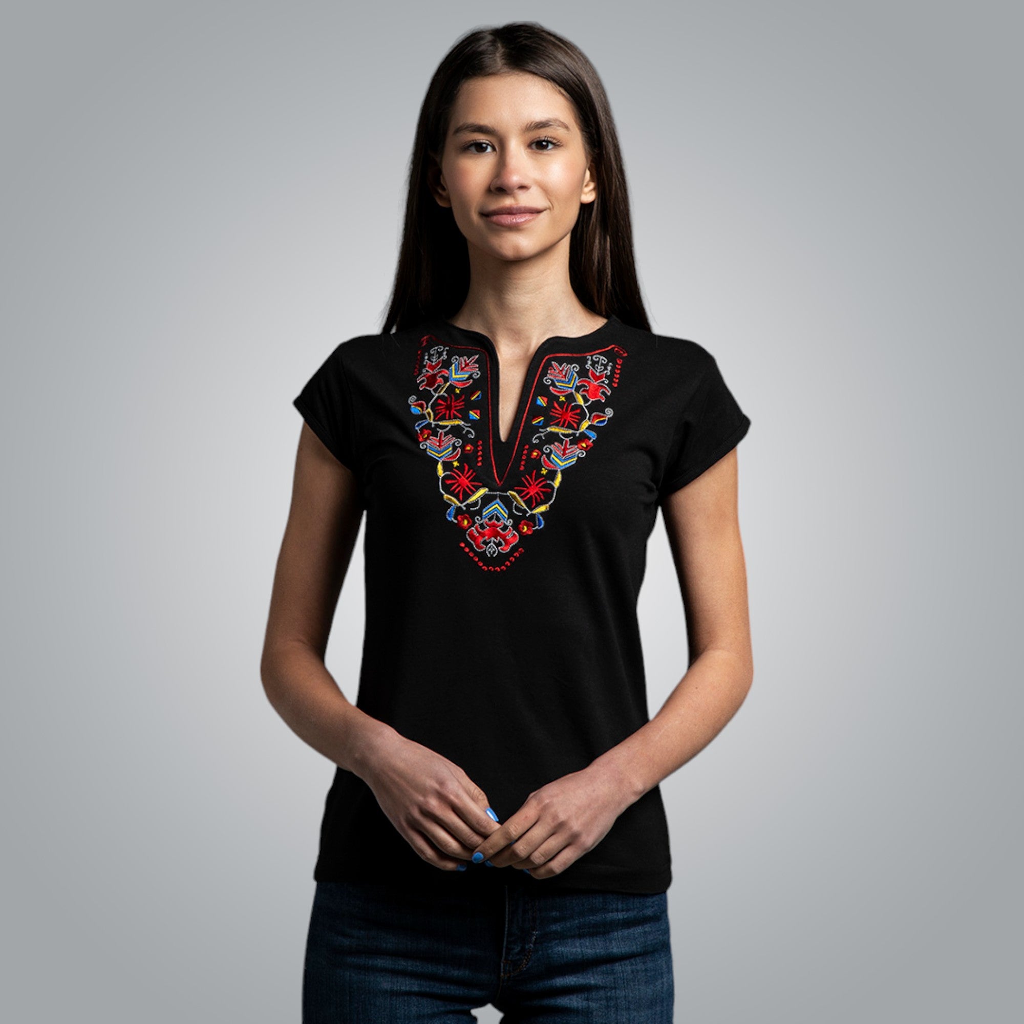 Тениска с V деколте - "Самоковска"