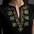Дамска тениска V образно деколте - бродирана с мотиви от шопско от "Везба"