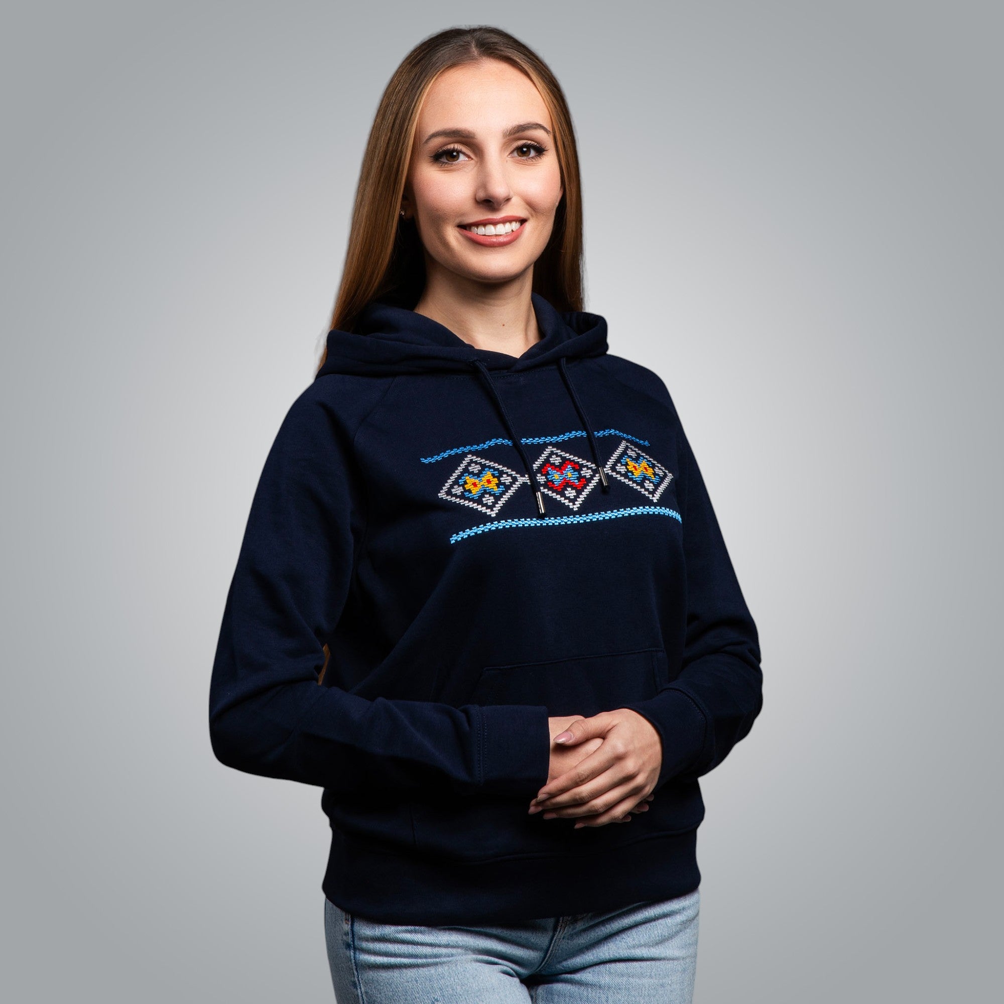 Дамска блуза с качулка "Народ"