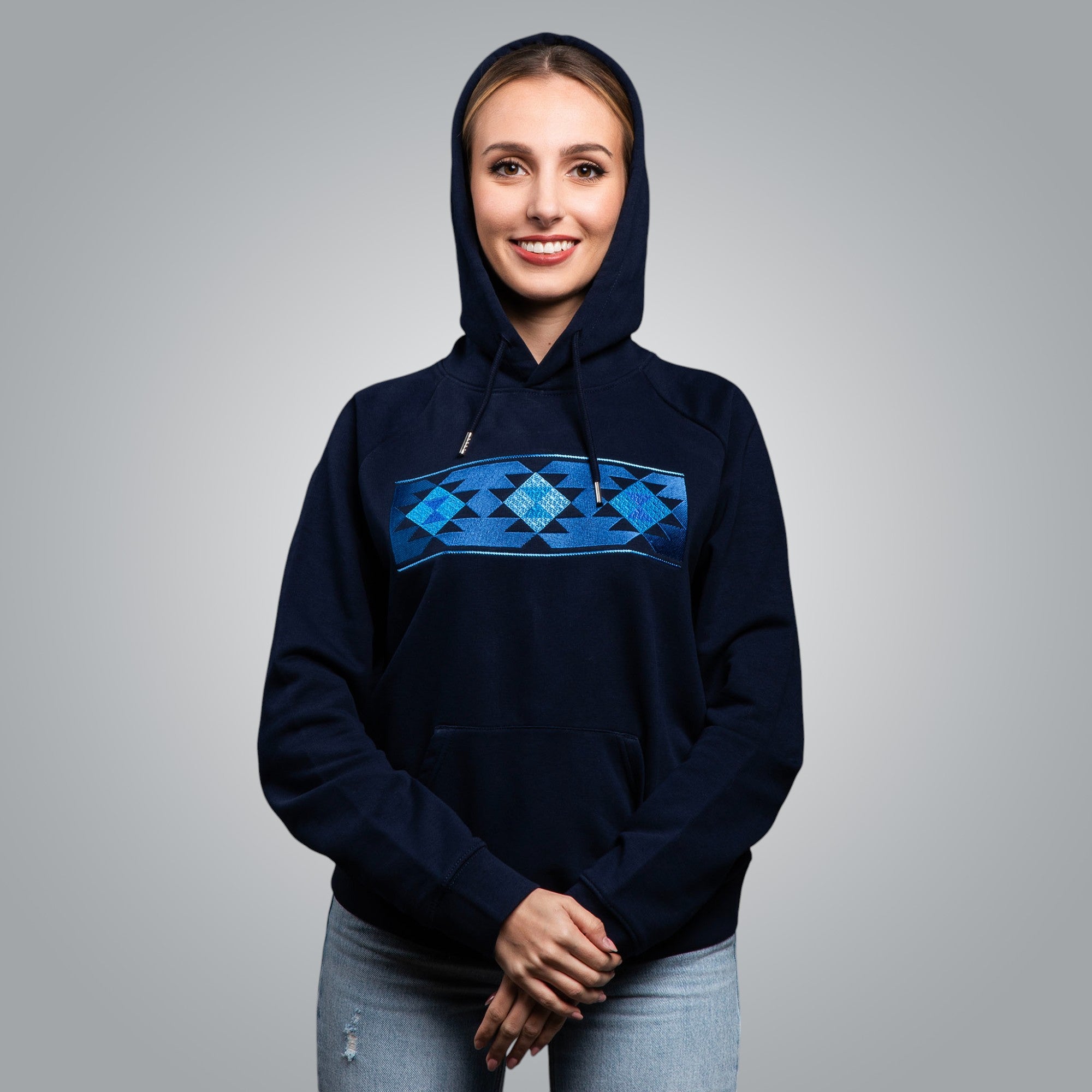 Дамска блуза с качулка "Род"