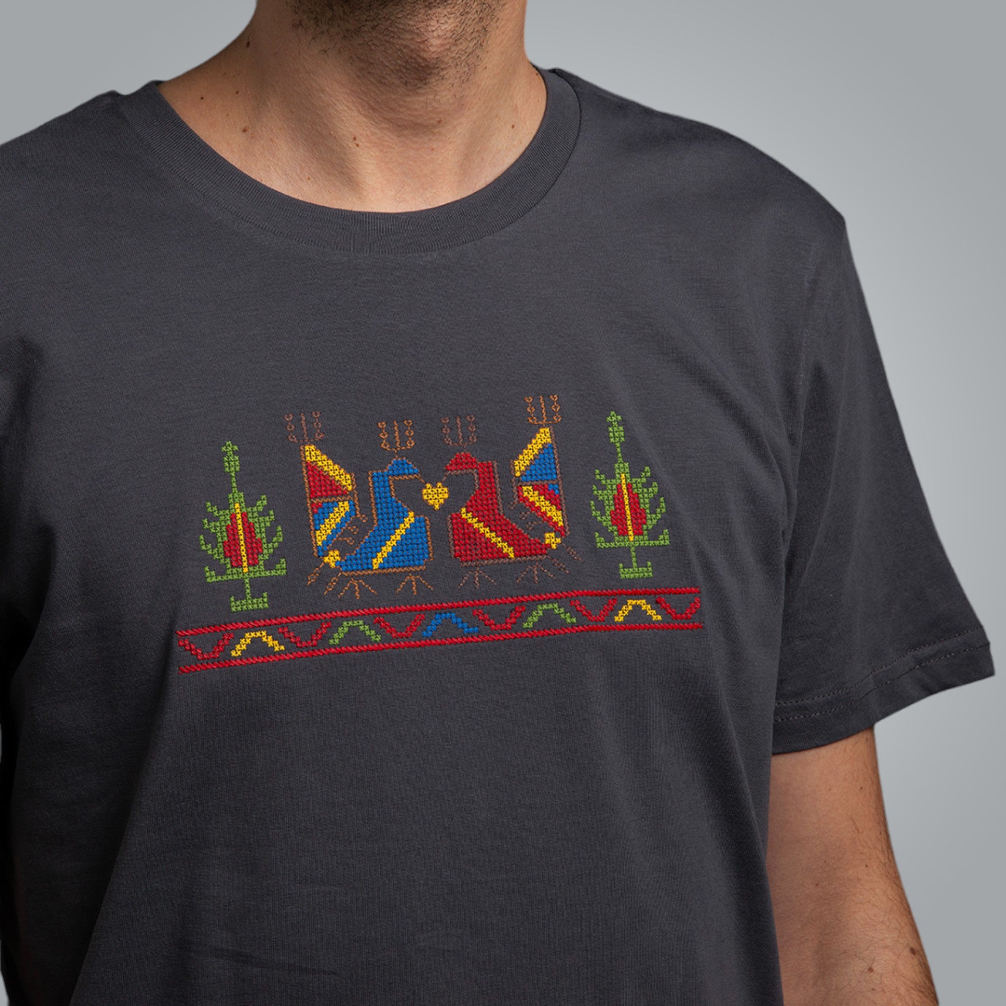 Тениска "Петли"