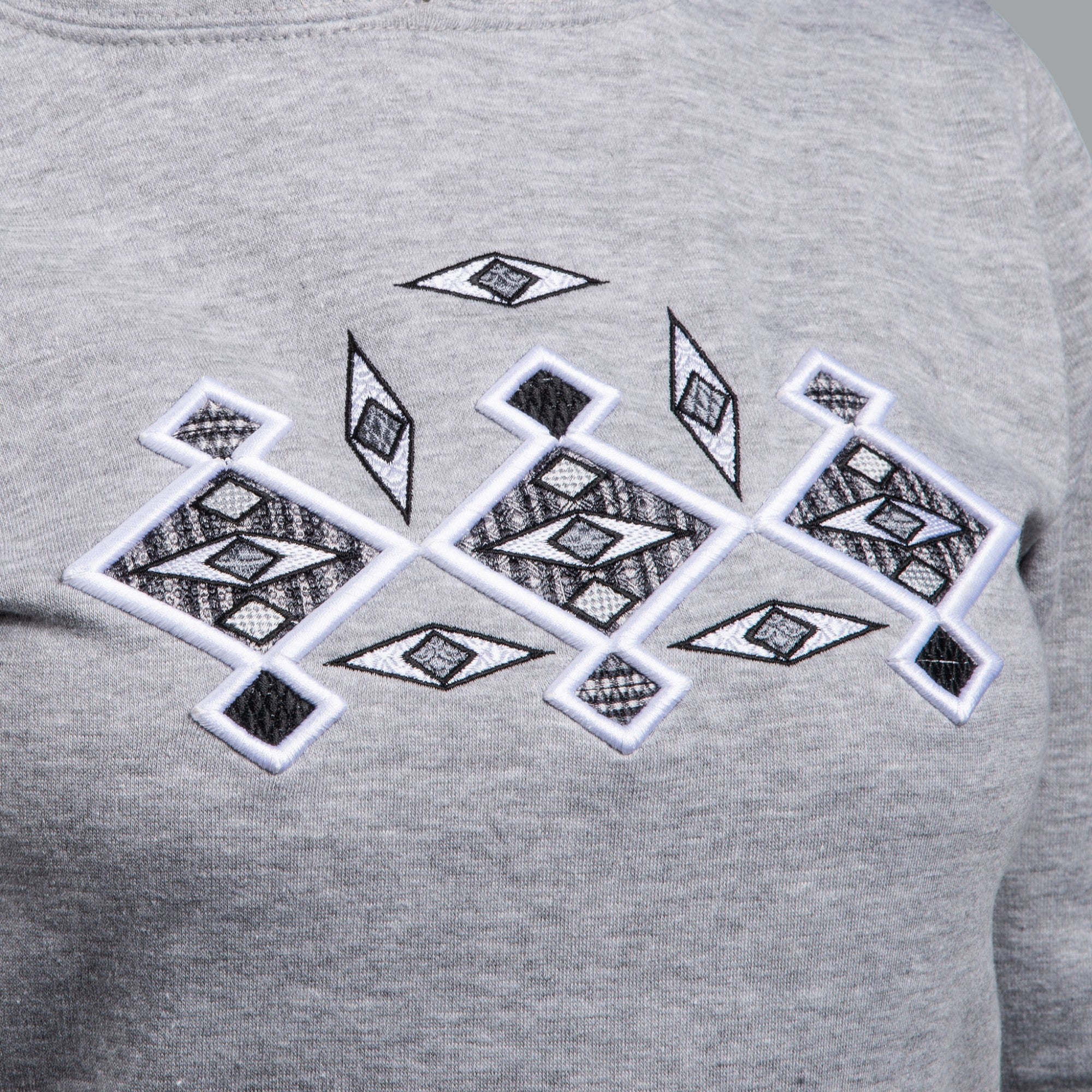 Дамска блуза с качулка "Канатица" 3D