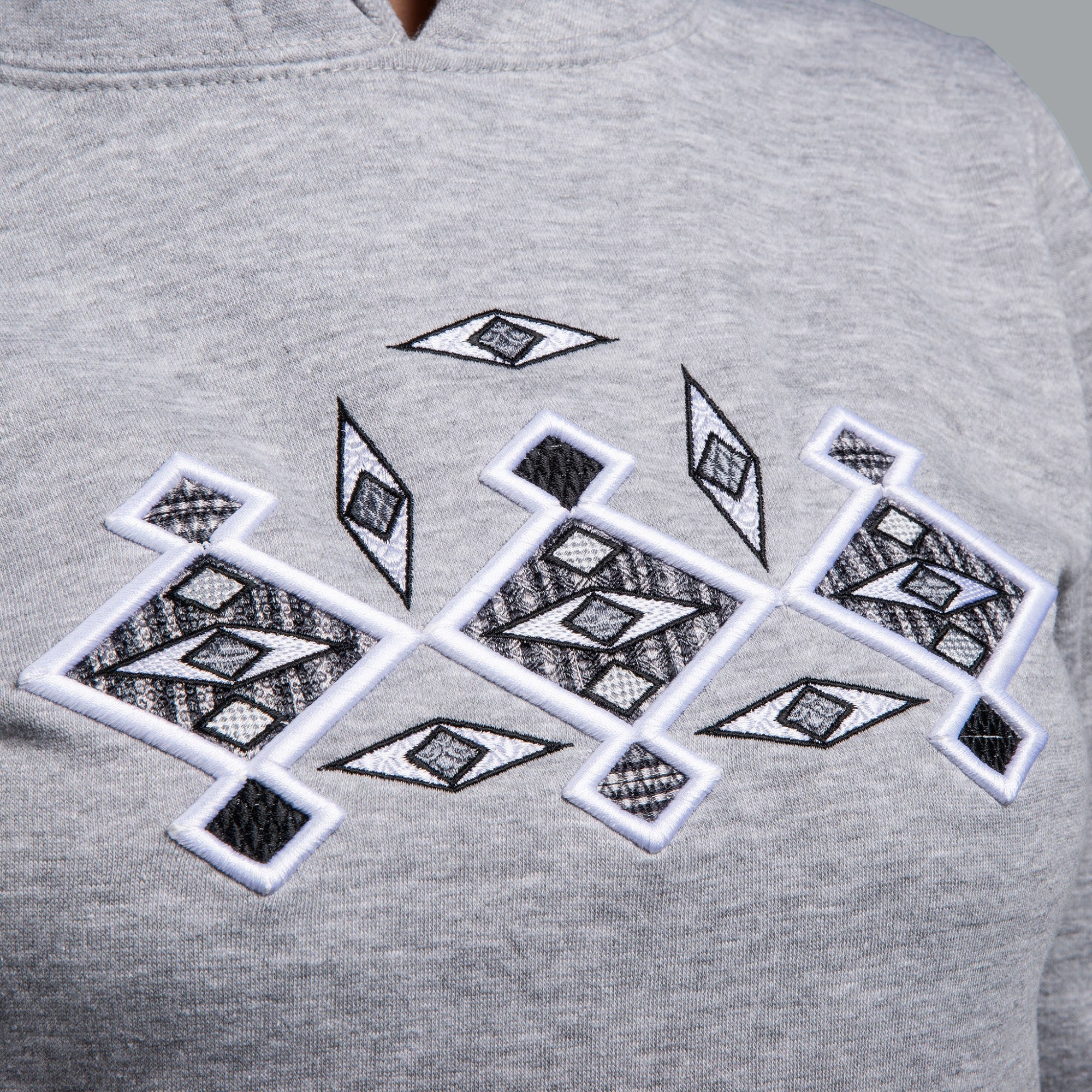 Дамска блуза с качулка "Канатица" 3D