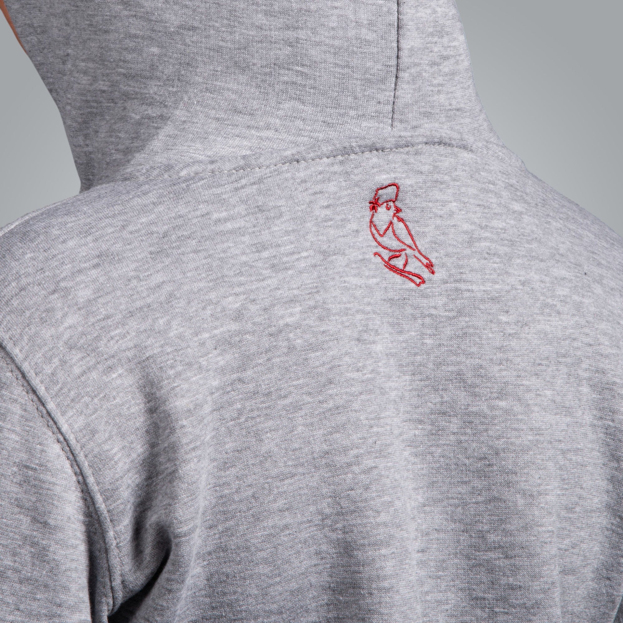 Дамска блуза с качулка "Канатица"