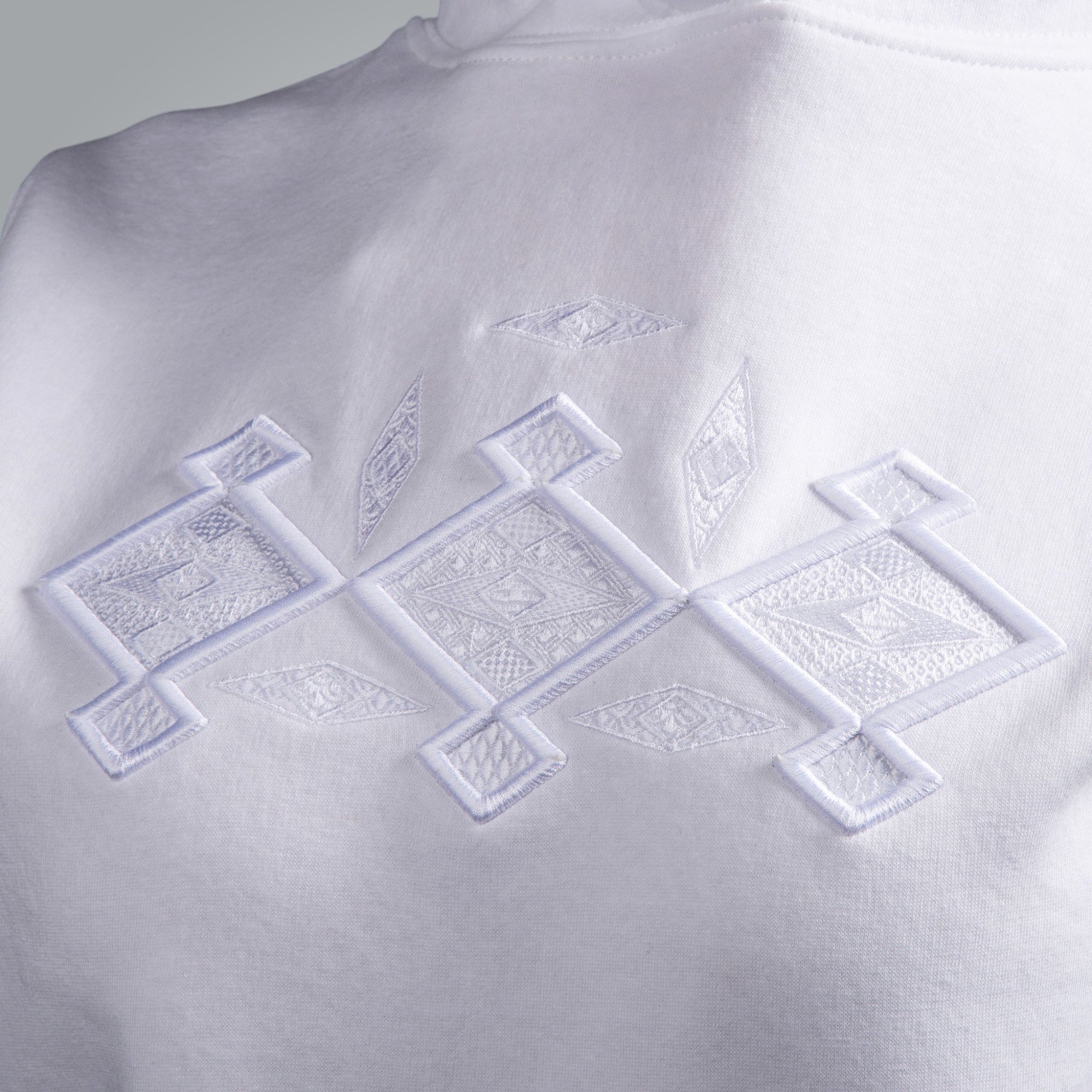 Дамска блуза с качулка "Канатица" 3D