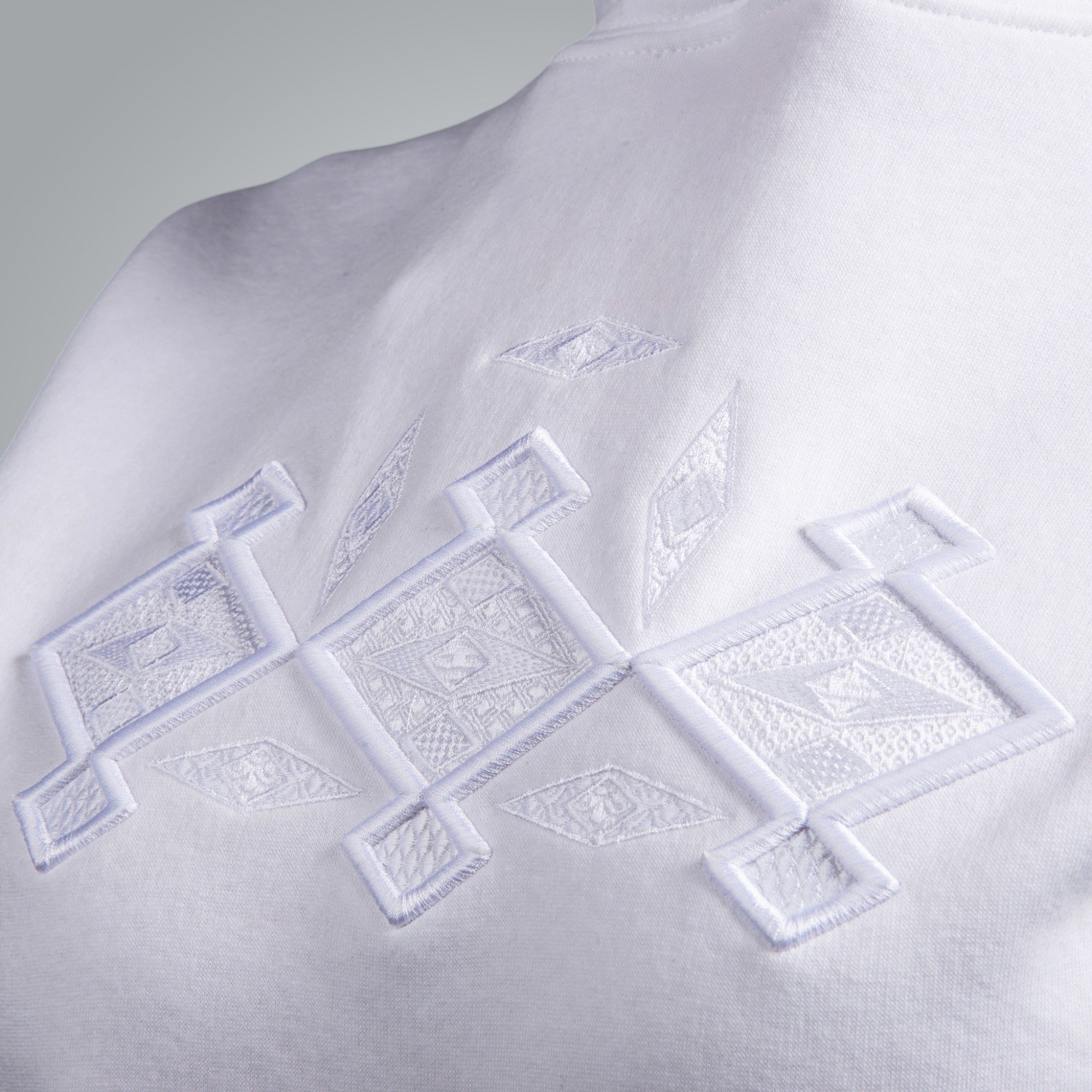 Дамска блуза с качулка "Канатица" 3D