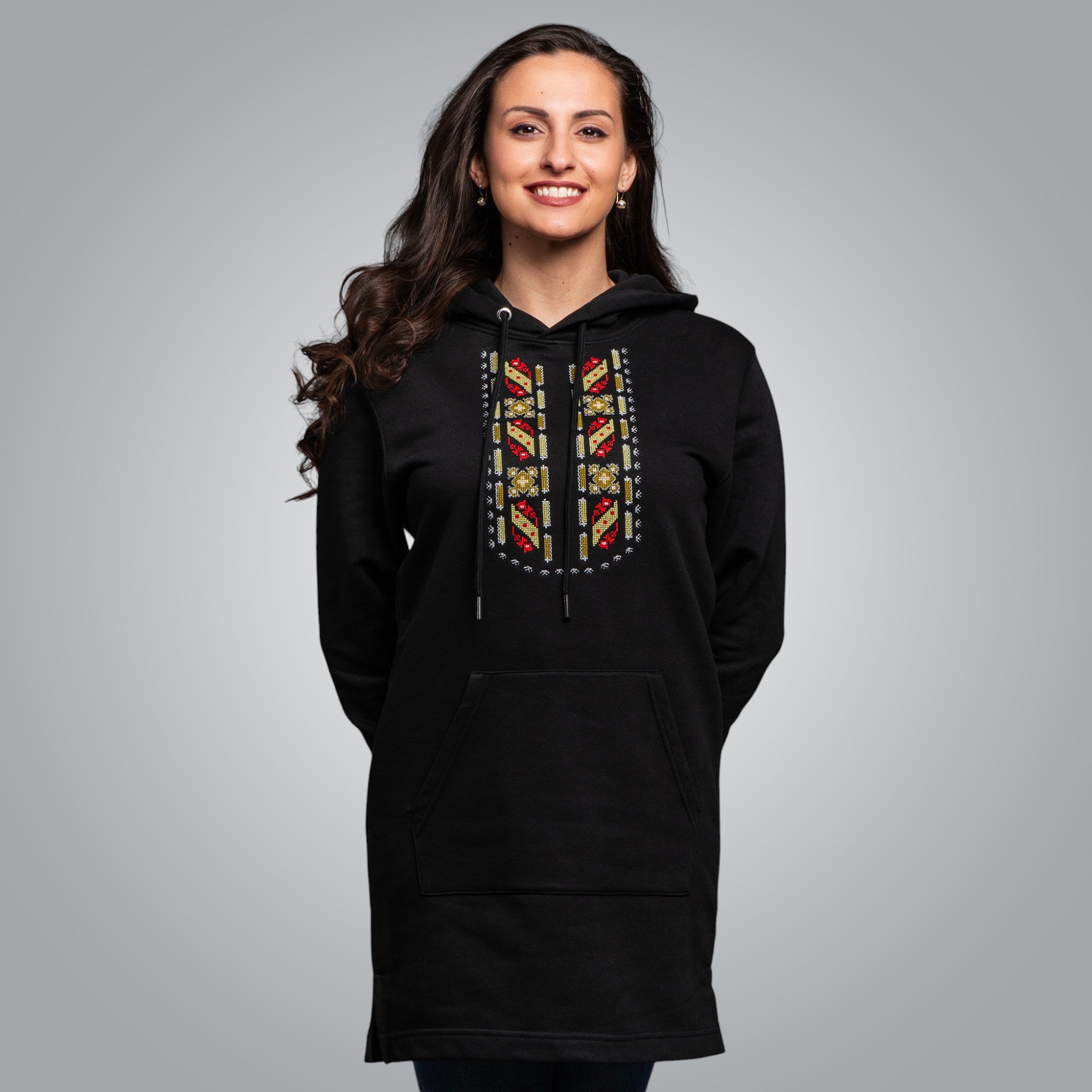 Дълга блуза с качулка "Защита"