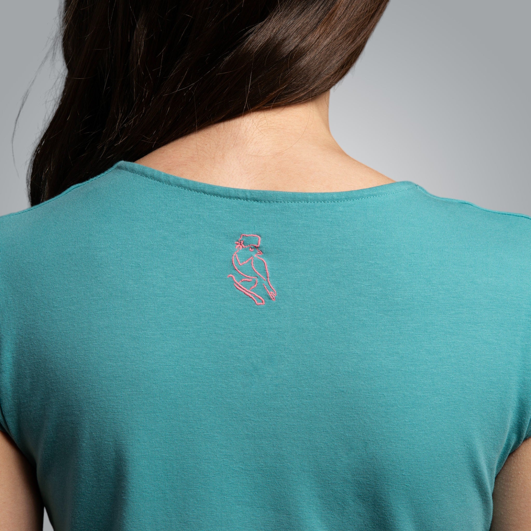 Тениска с V деколте "от Шоплука"