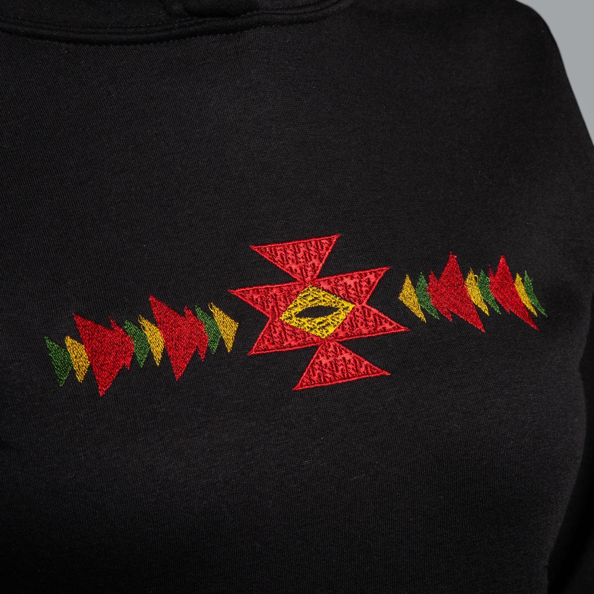 Дамска блуза с качулка "Канатица"