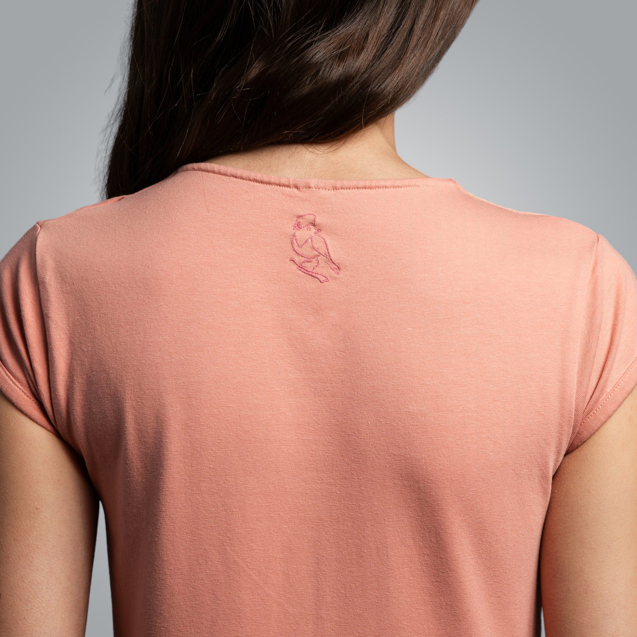 Тениска с V деколте "от Шоплука"