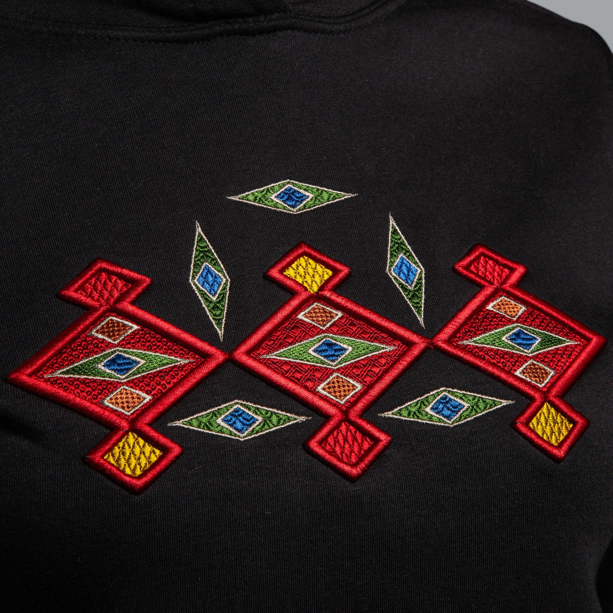 Дамска блуза с качулка "Канатица" 3D