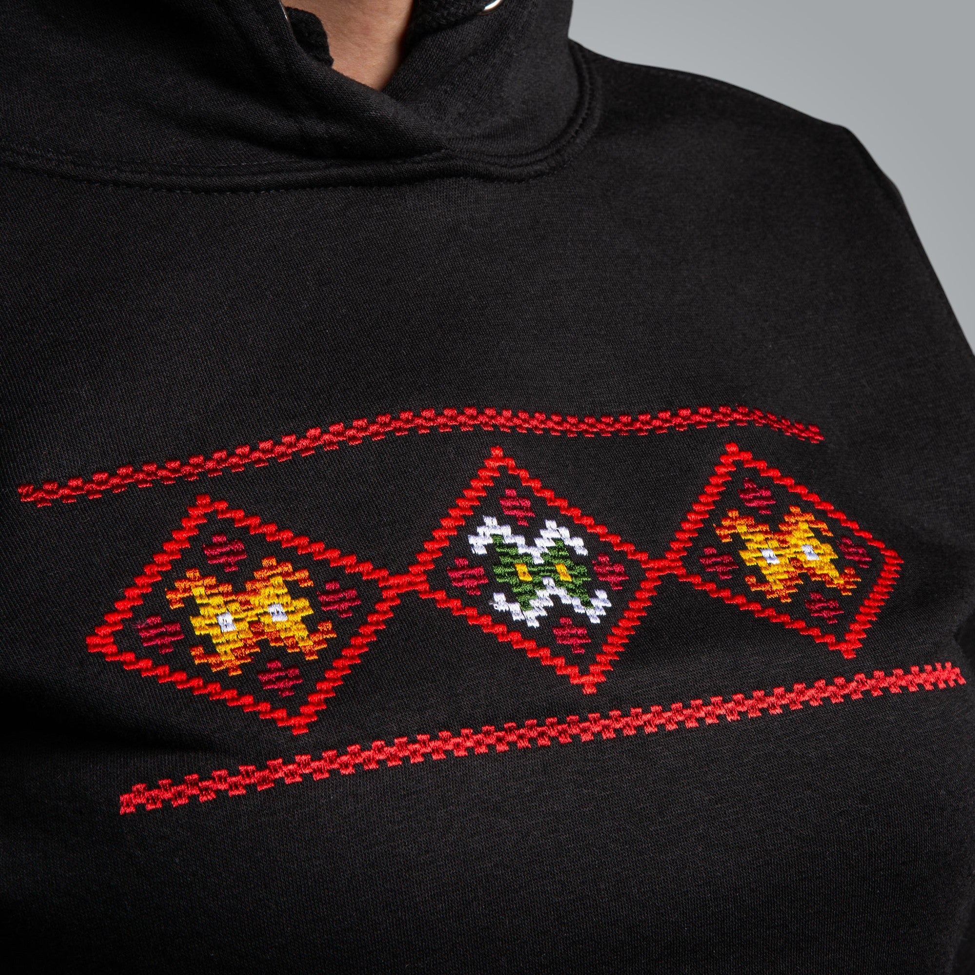 Дамска блуза с качулка "Народ"