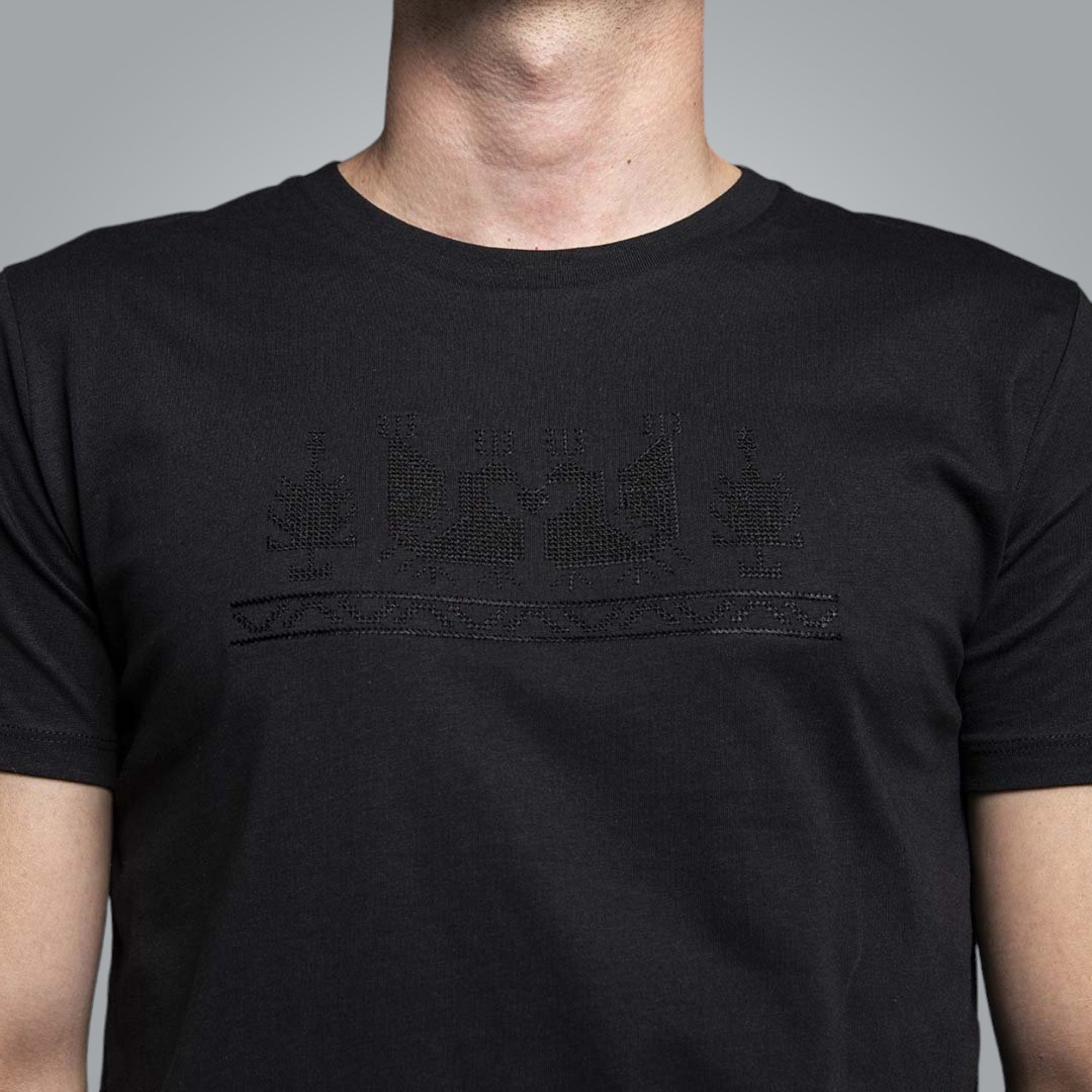 Тениска "Петли"