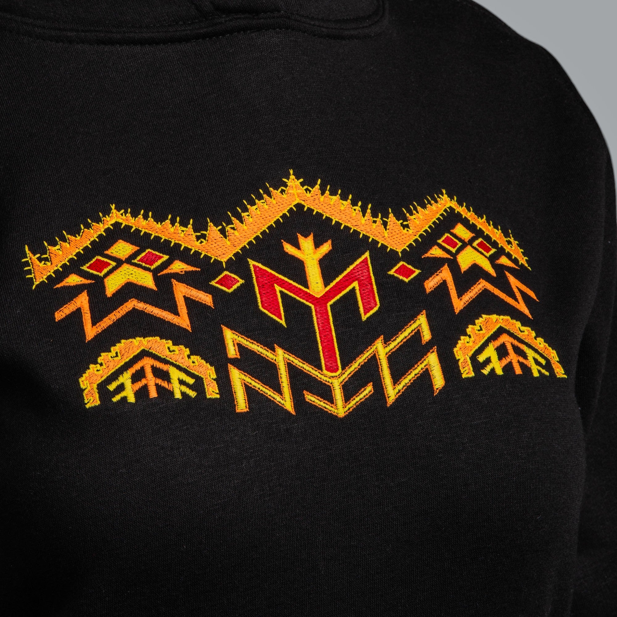 Дамска блуза с качулка "Богинята майка"