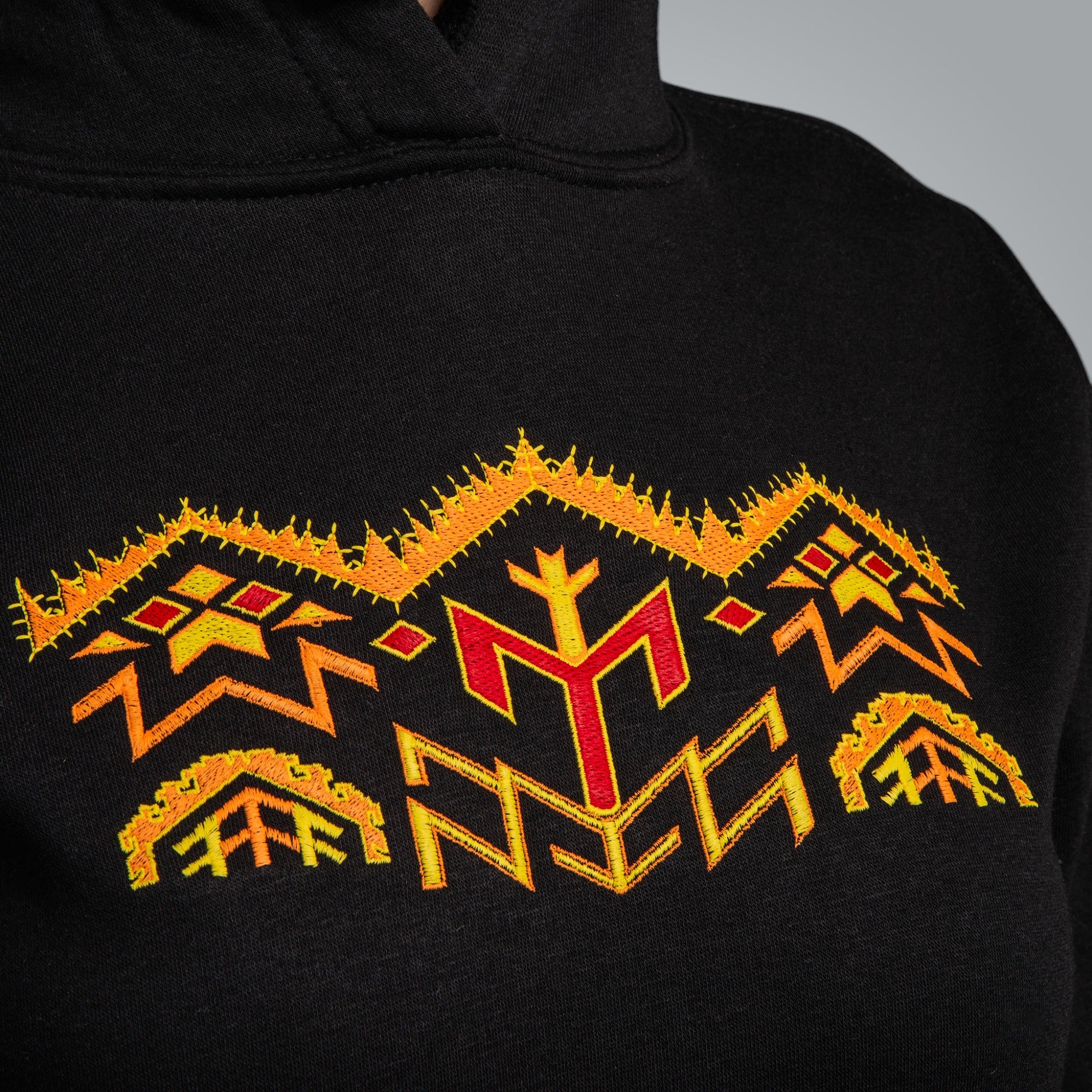 Дамска блуза с качулка "Богинята майка"