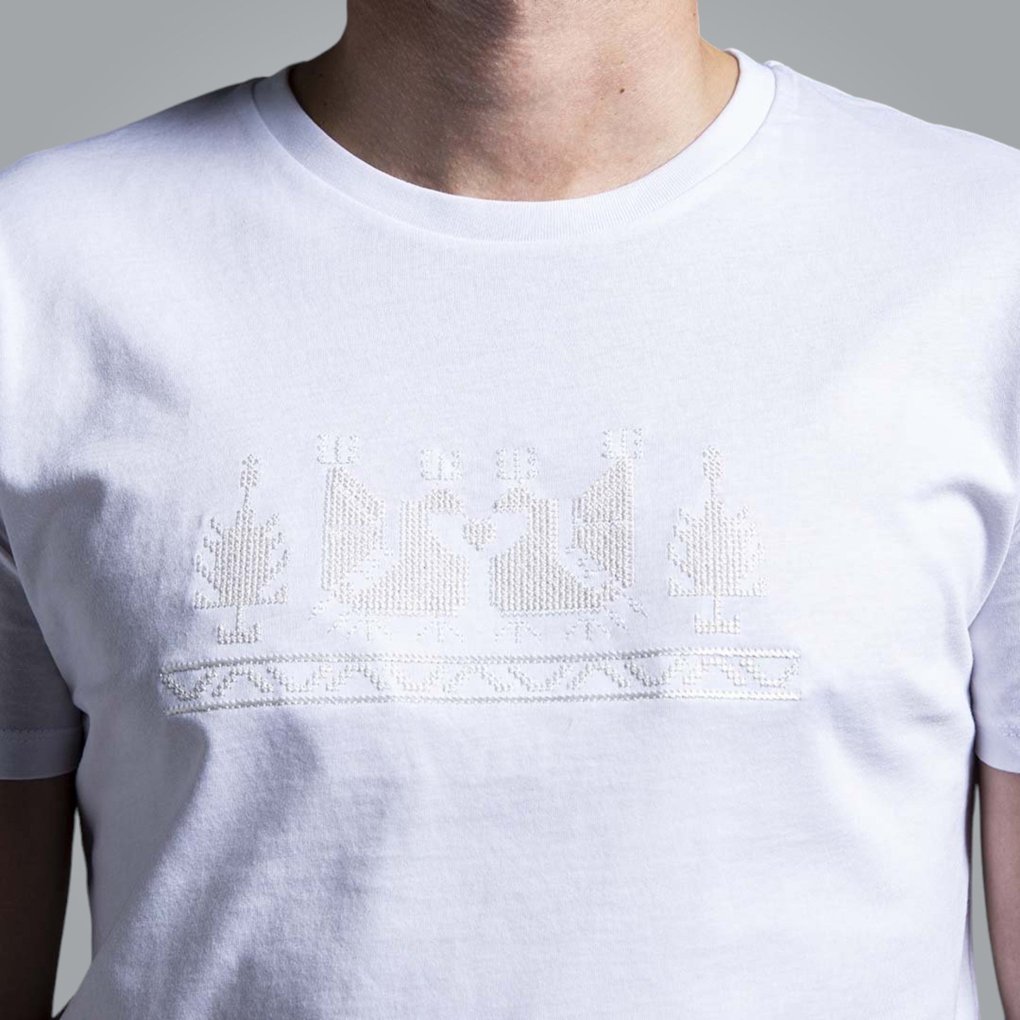 Тениска "Петли"