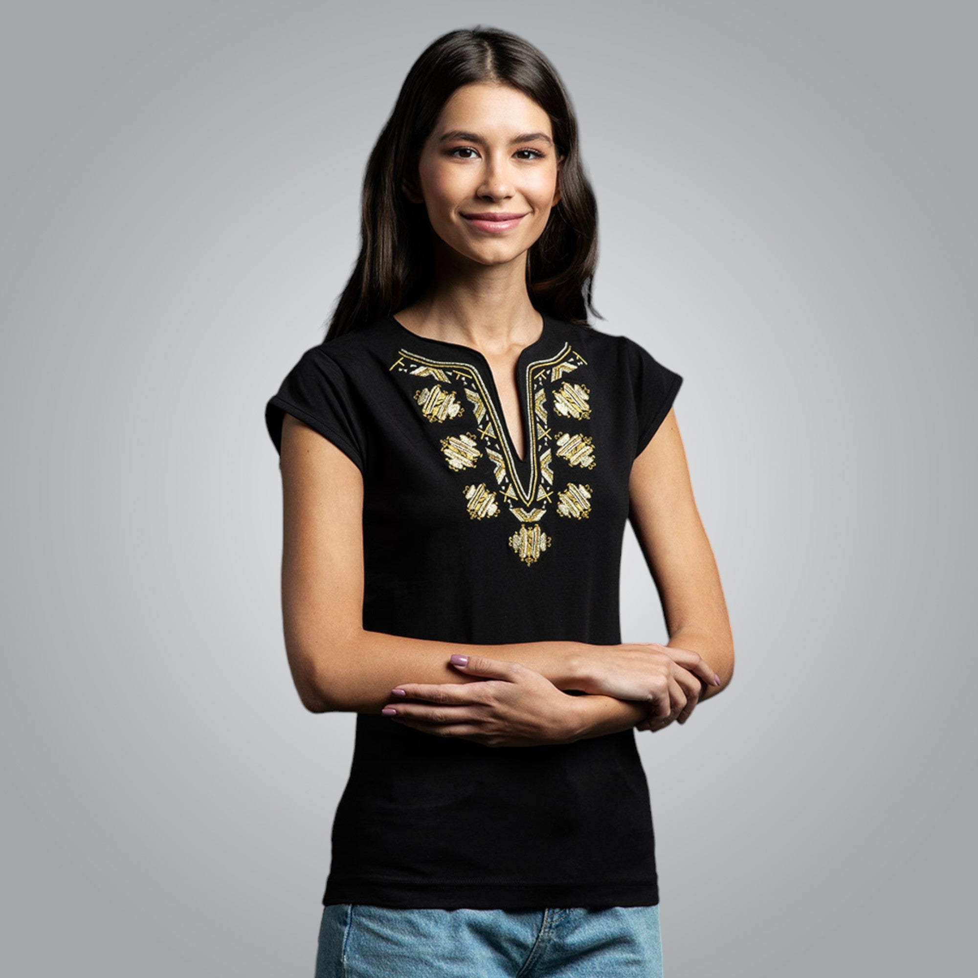 Тениска с V деколте "от Шоплука"