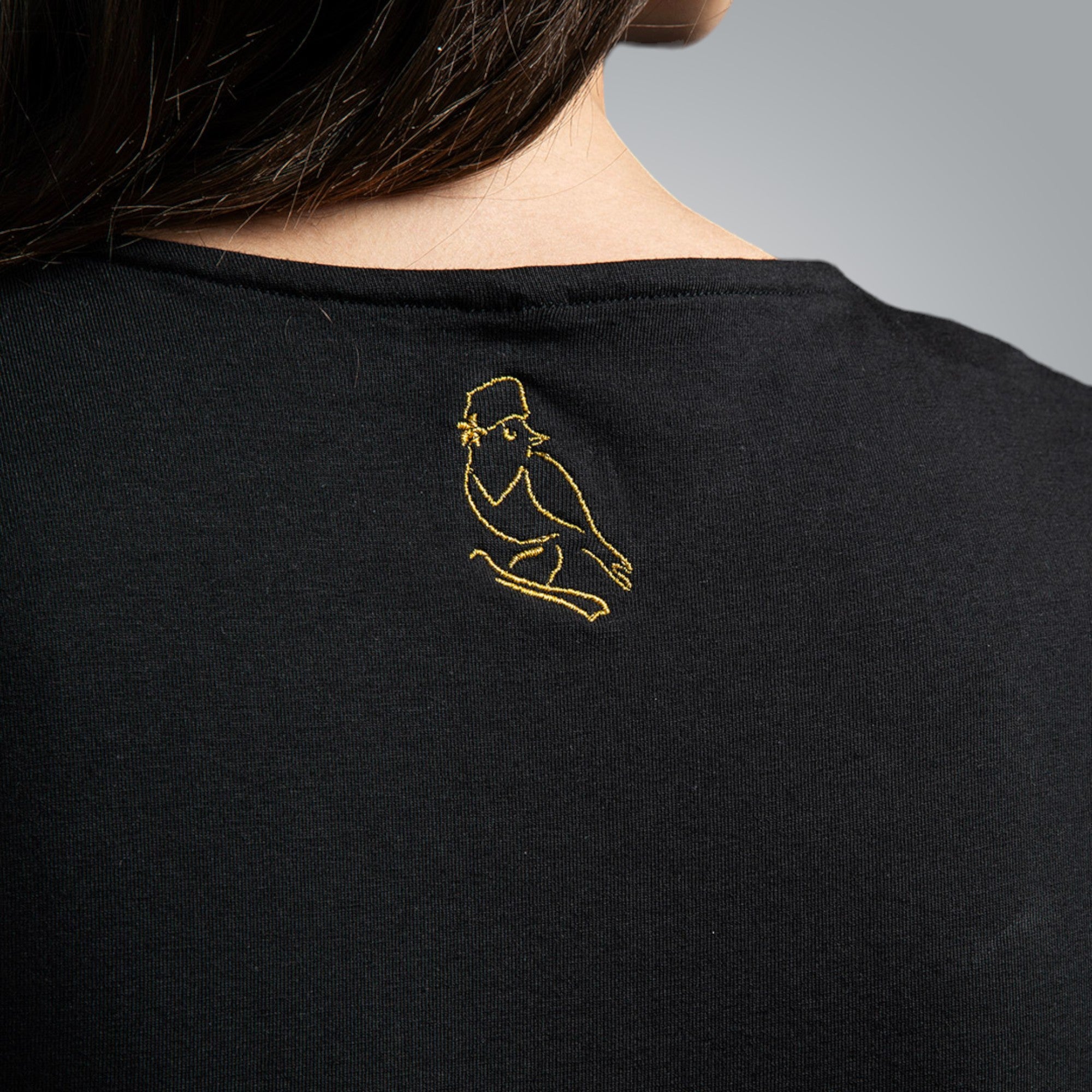 Тениска с V деколте "от Шоплука"