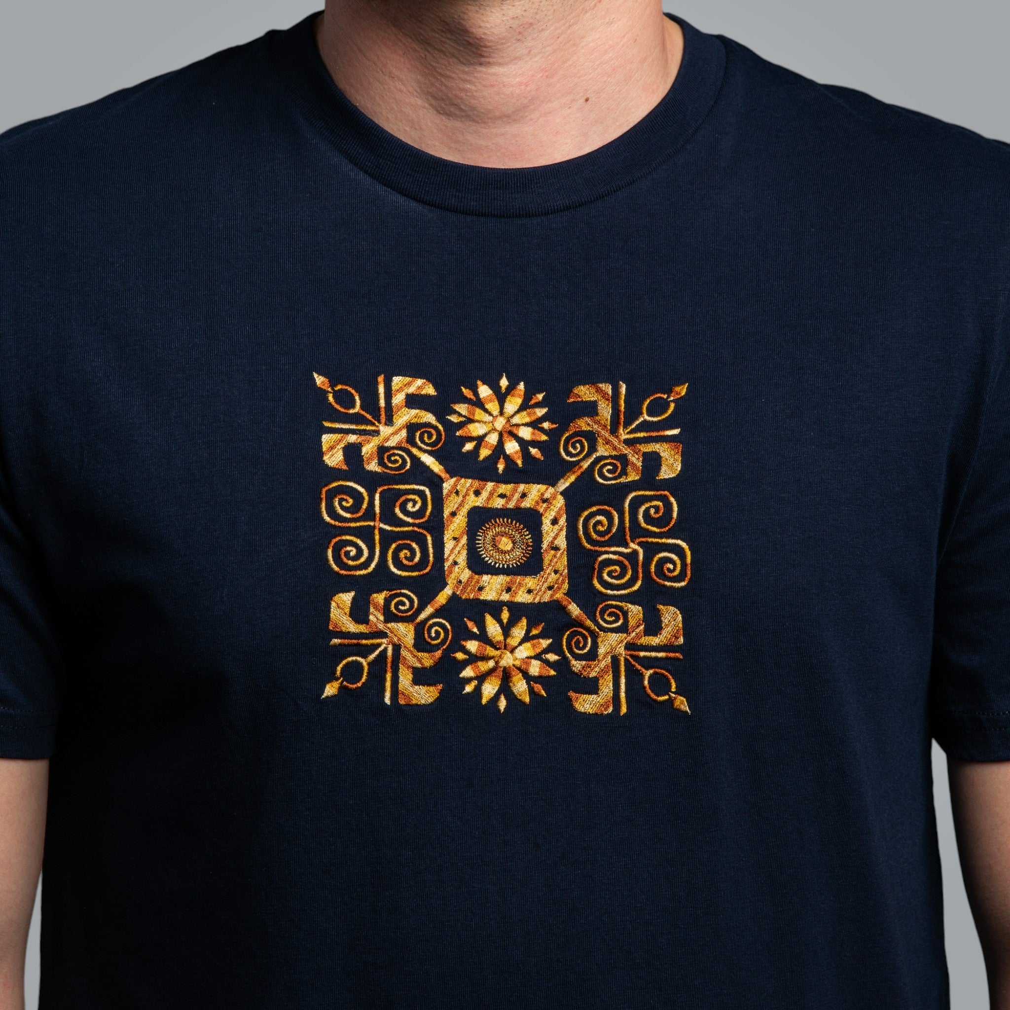 Тениска "Посоки"