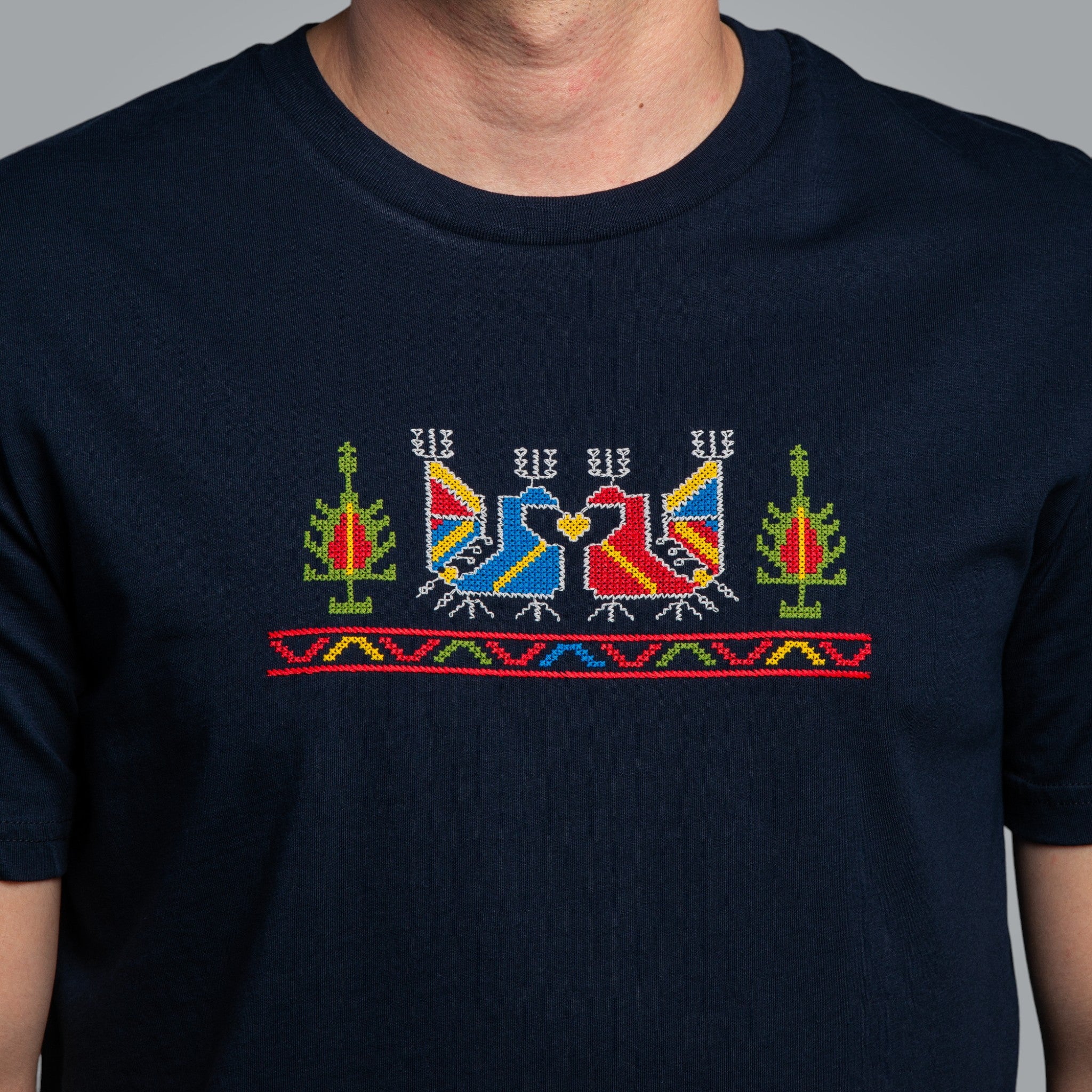 Тениска "Петли"