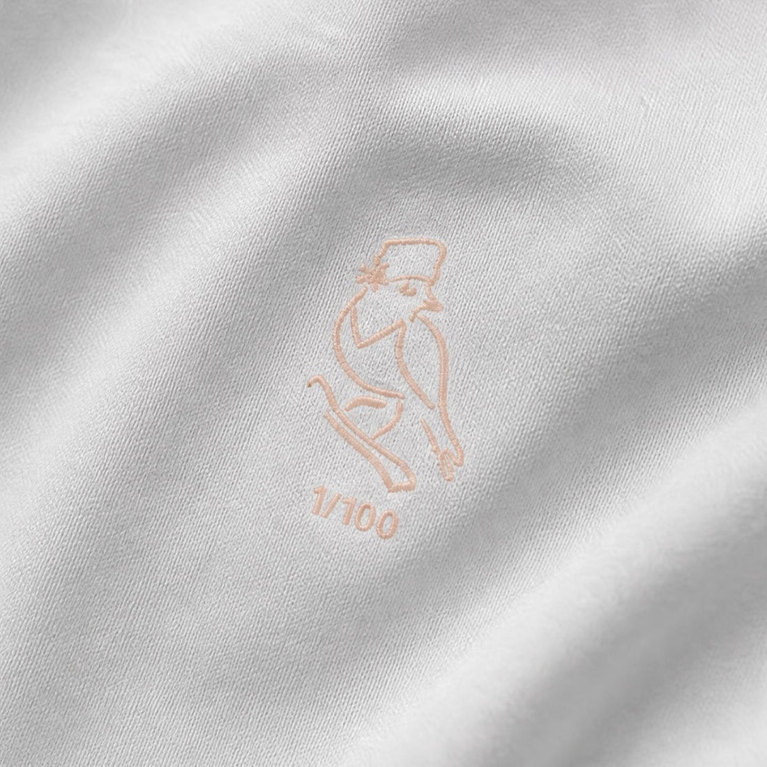 Мъжка бяла тениска "Петли" LIMITED EDITION
